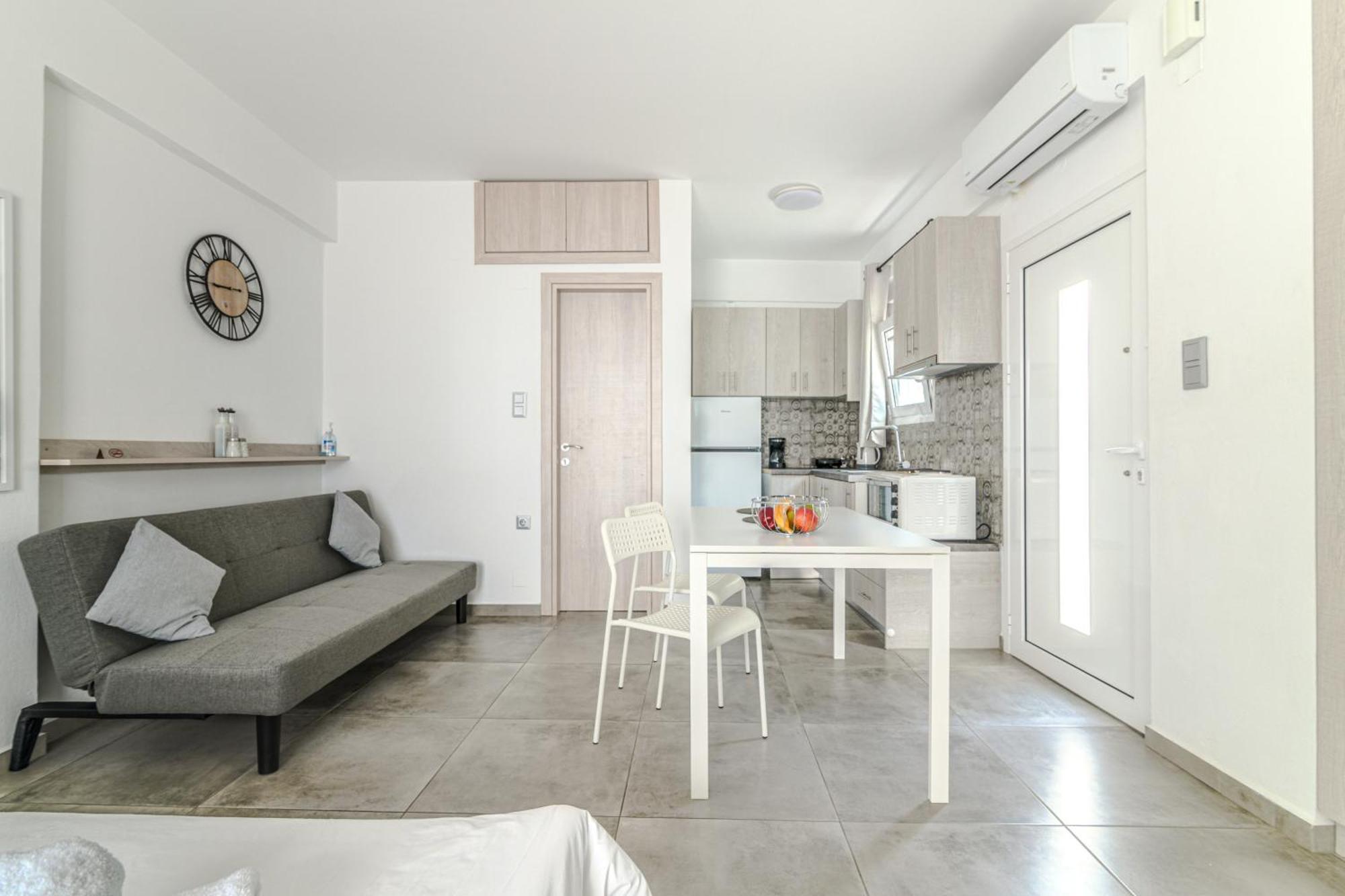 Appartement Spacious Flat For Friends & Couples With Balcony